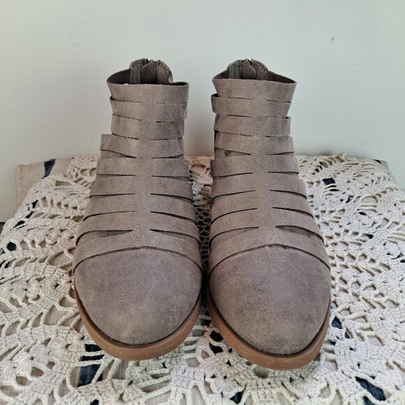 Carlos Santana Bryna Strappy Booties Size 8 - Picture 4 of 10